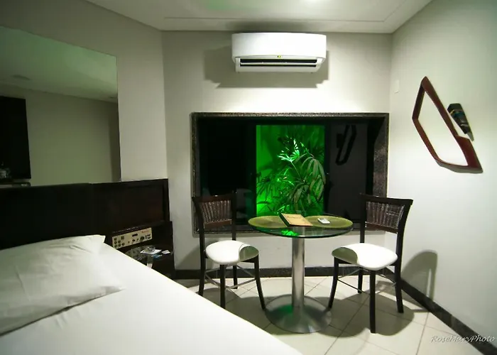 Toulouse Motel (Adults Only)