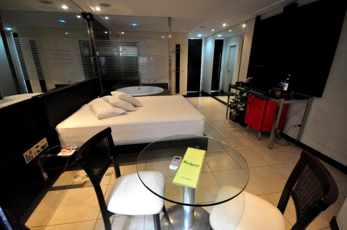 Toulouse (adults Only) Natal